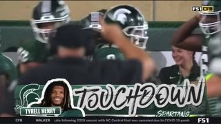Tyrell Henry makes crazy one hand catch for Michigan State!