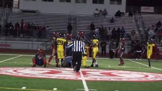 Braxton Lindsey #14 killing on the field!