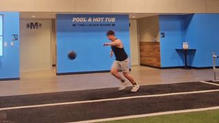 Isaac Gerritsen - C/o 2027 - Med Ball Decel & Go